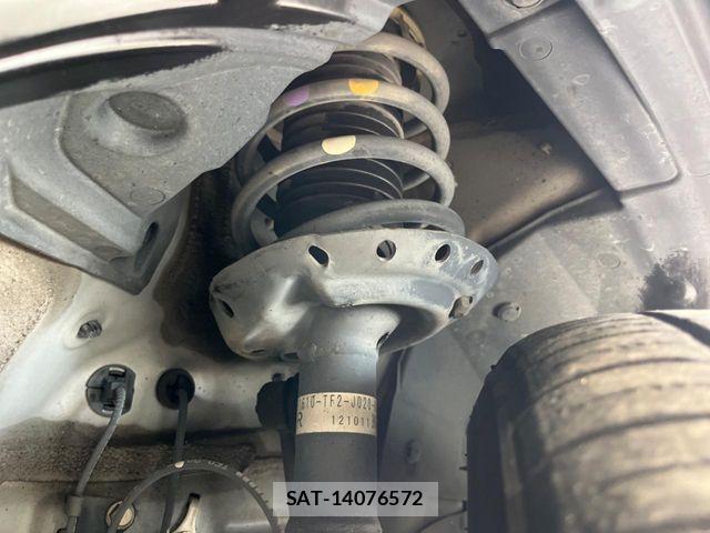 Honda FIT HYBRID 2013-03 7058543-19
