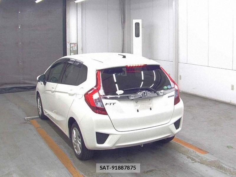 Honda FIT HYBRID 2013 7175272-2