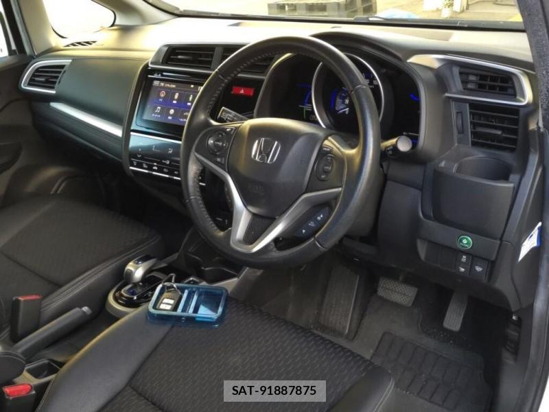 Honda FIT HYBRID 2013 7175272-4