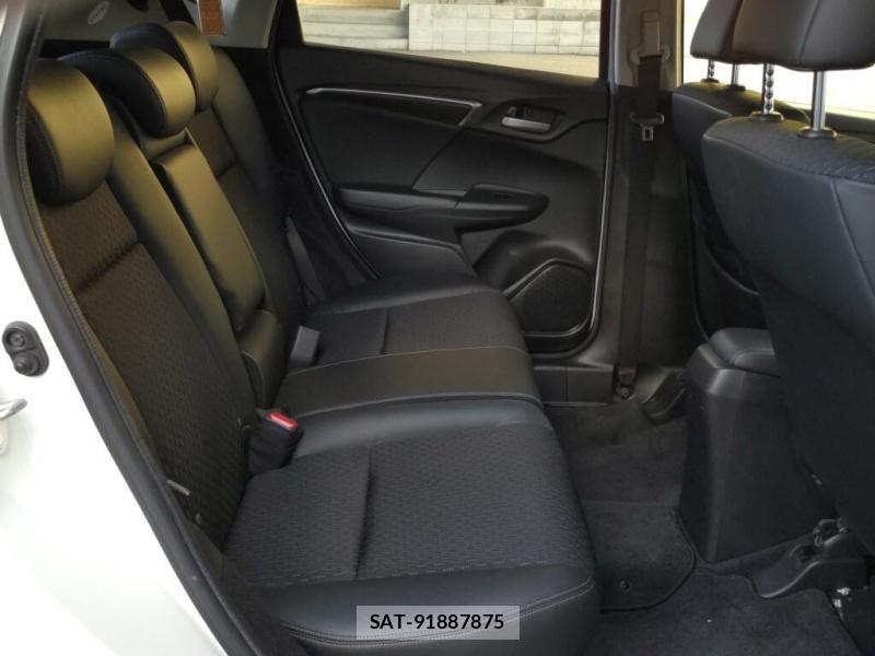 Honda FIT HYBRID 2013 7175272-5