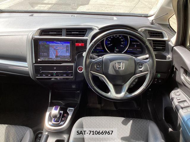 Honda FIT HYBRID 2014-09 7218606-1