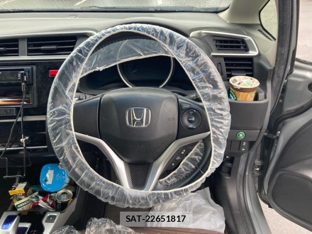 Honda FIT HYBRID 2014-01 7218598-17