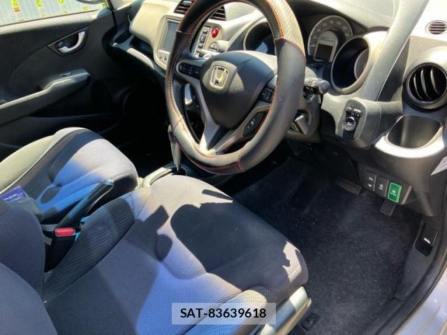 Honda FIT HYBRID 2011-11 7218580-16