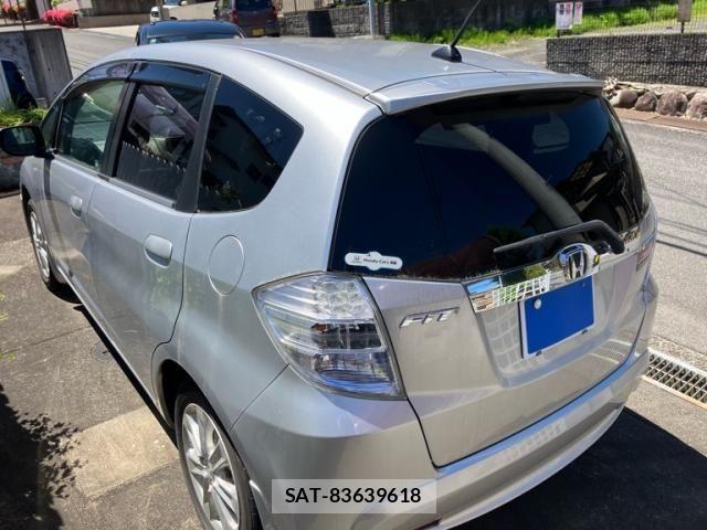 Honda FIT HYBRID 2011-11 7218580-2