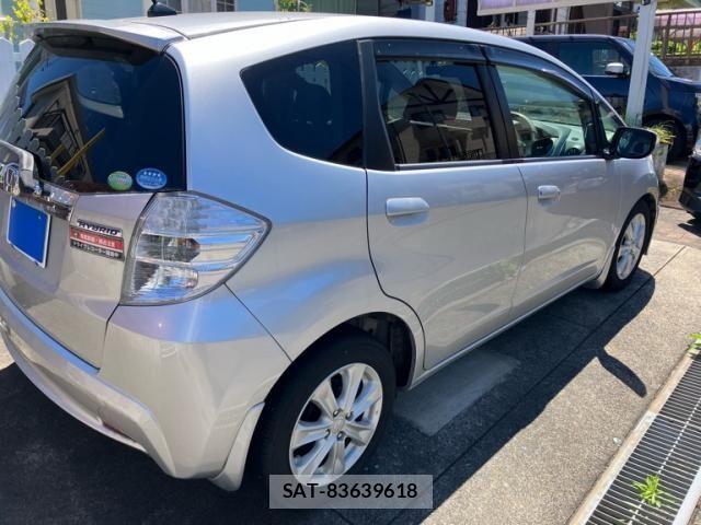 Honda FIT HYBRID 2011-11 7218580-3
