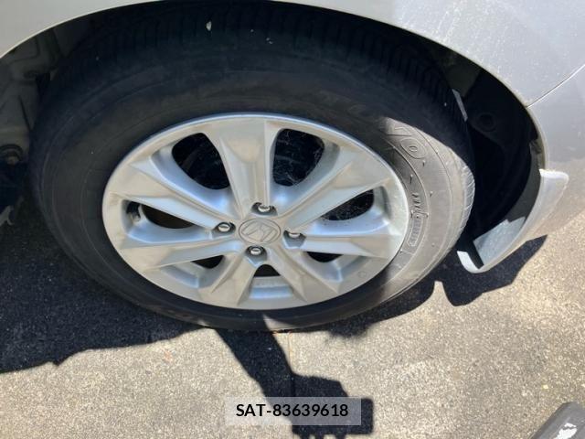 Honda FIT HYBRID 2011-11 7218580-5