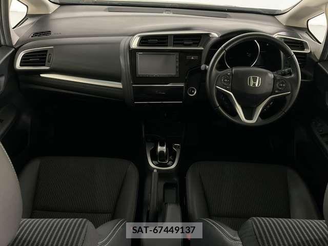 Honda FIT HYBRID 2018-10 7218628-11