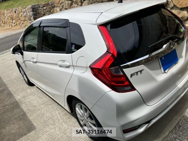 Honda FIT HYBRID 2018-11 7218623-4