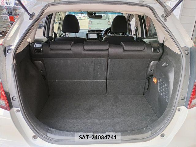 Honda FIT HYBRID 2019-03 7218629-18