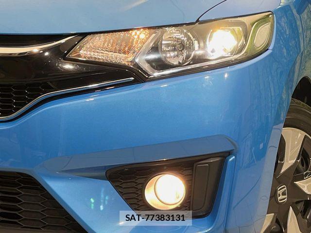 Honda FIT HYBRID 2015-10 7218615-11