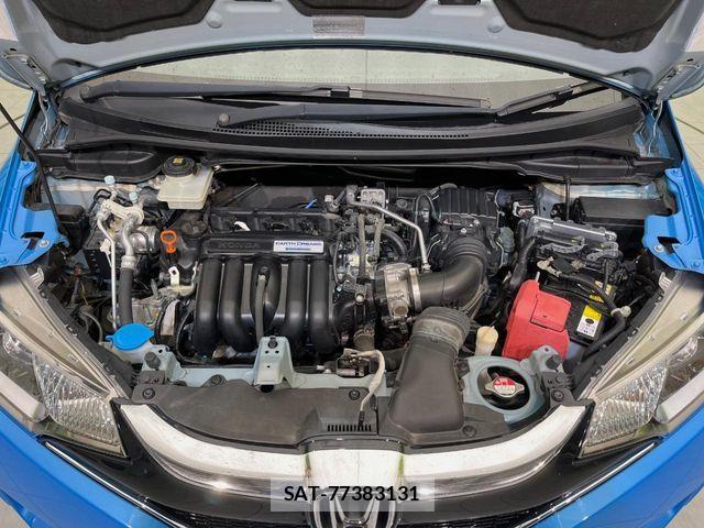Honda FIT HYBRID 2015-10 7218615-17