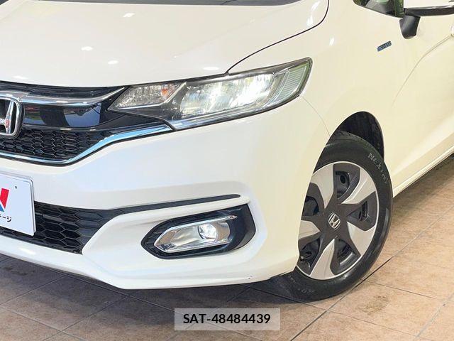 Honda FIT HYBRID 2017-12 7218621-11