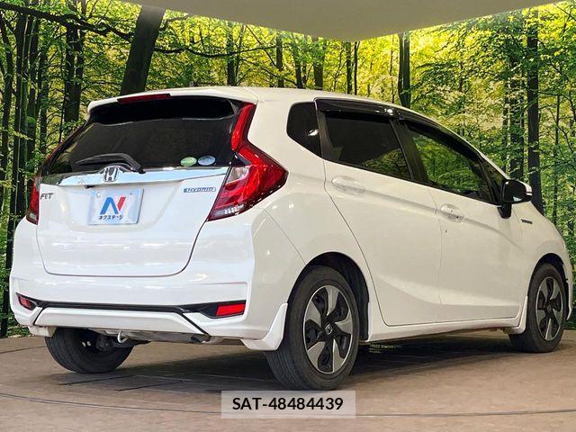 Honda FIT HYBRID 2017-12 7218621-16