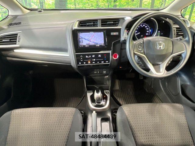 Honda FIT HYBRID 2017-12 7218621-1
