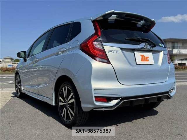 Honda FIT HYBRID 2019-07 7218633-12