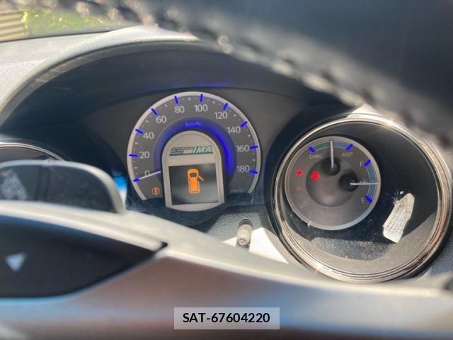 Honda FIT HYBRID 2013-08 7218592-17