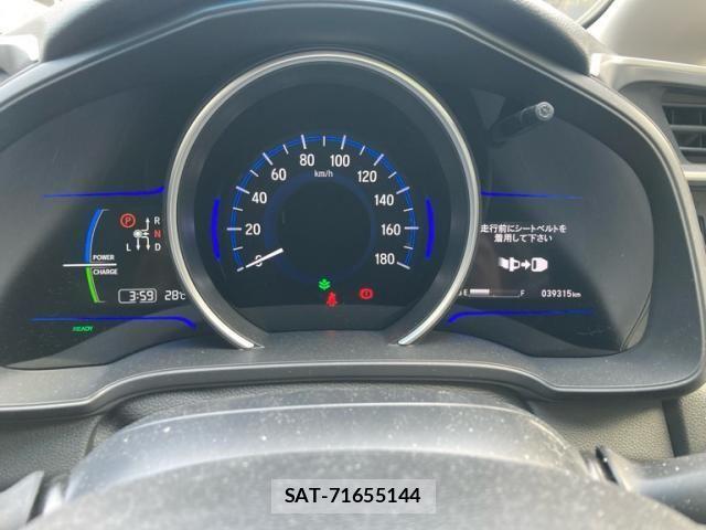 Honda FIT HYBRID 2017-01 7218619-14