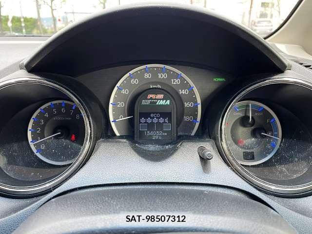 Honda FIT HYBRID 2013-03 7218589-5