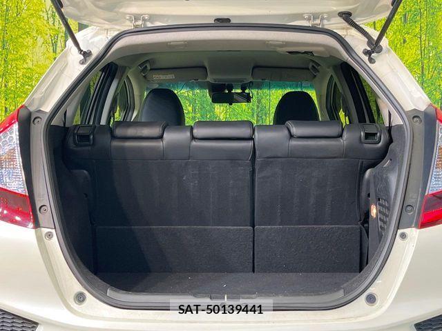 Honda FIT HYBRID 2013-12 7218594-9