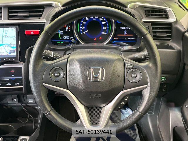 Honda FIT HYBRID 2013-12 7218594-10