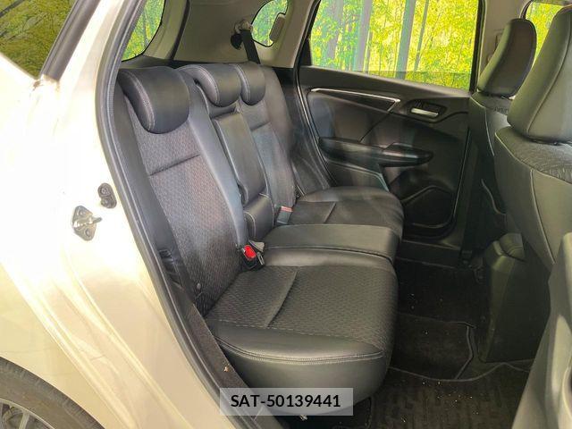 Honda FIT HYBRID 2013-12 7218594-8