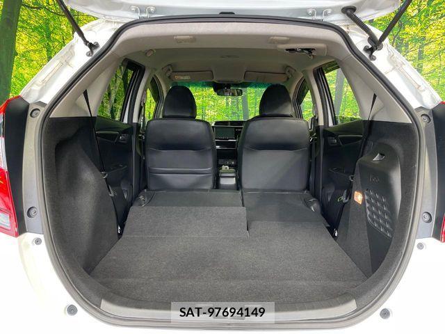 Honda FIT HYBRID 2019-06 7218630-10
