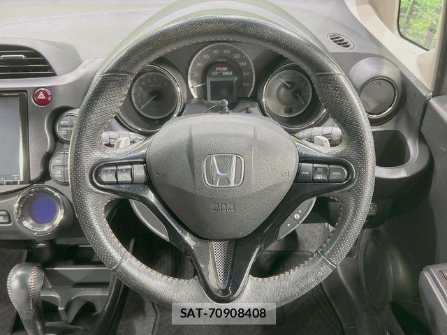 Honda FIT HYBRID 2012-07 7218584-10