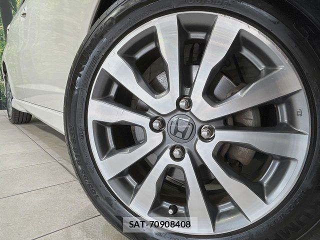 Honda FIT HYBRID 2012-07 7218584-12