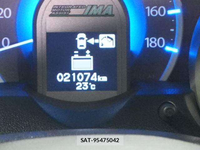 Honda FIT HYBRID 2011-12 7218588-13