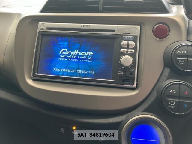 Honda FIT HYBRID 2012-07 7218582-16