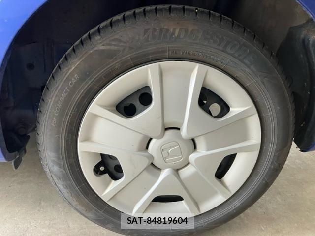 Honda FIT HYBRID 2012-07 7218582-6