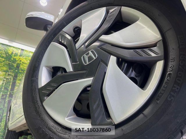 Honda FIT HYBRID 2015-01 7218607-12