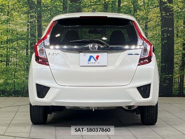 Honda FIT HYBRID 2015-01 7218607-14