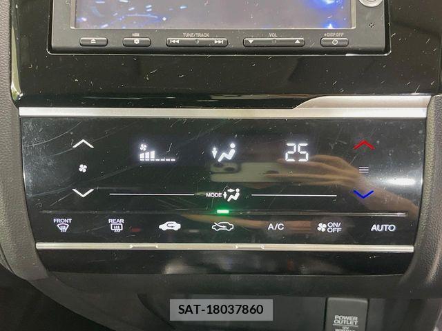 Honda FIT HYBRID 2015-01 7218607-4