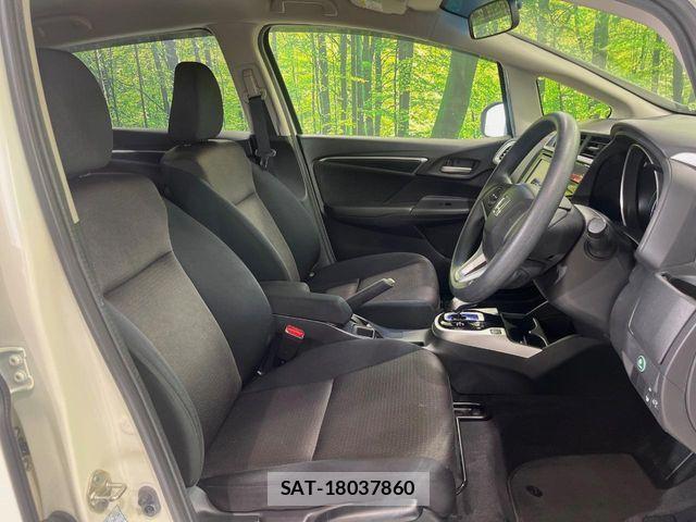 Honda FIT HYBRID 2015-01 7218607-7