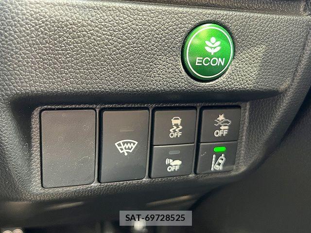 Honda FIT HYBRID 2019-06 7218631-16