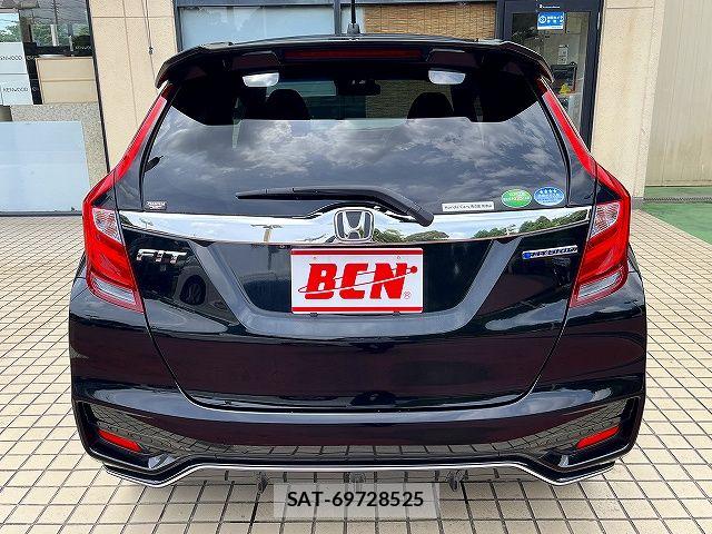 Honda FIT HYBRID 2019-06 7218631-20