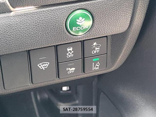 Honda FIT HYBRID 2017-12 7218618-15