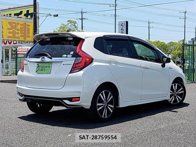 Honda FIT HYBRID 2017-12 7218618-1
