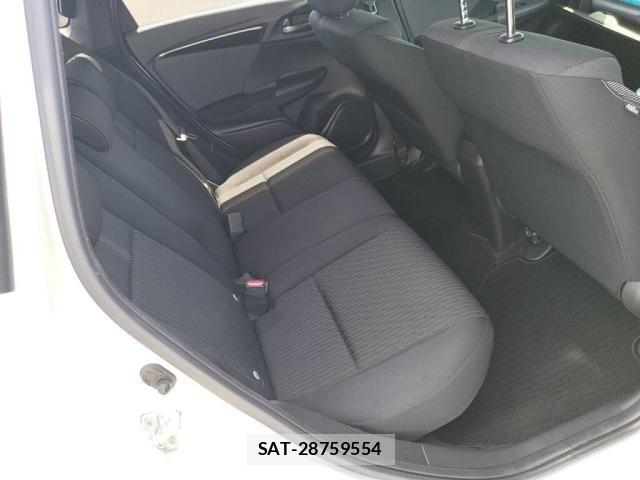 Honda FIT HYBRID 2017-12 7218618-23