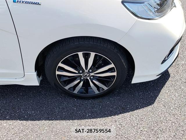 Honda FIT HYBRID 2017-12 7218618-29