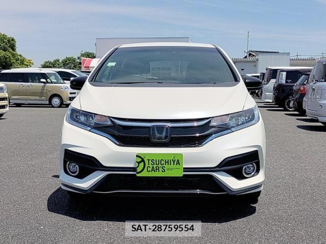Honda FIT HYBRID 2017-12 7218618-8