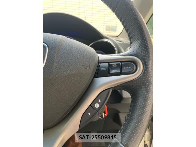 Honda FIT HYBRID 2013-06 7218591-15