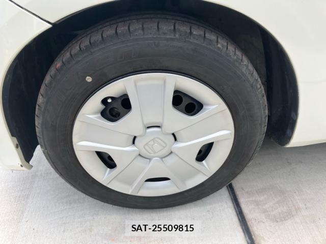 Honda FIT HYBRID 2013-06 7218591-5