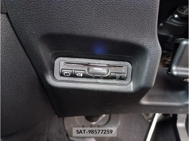 Honda FIT HYBRID 2016-02 7218616-13