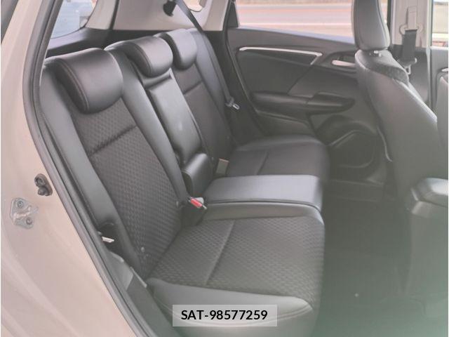 Honda FIT HYBRID 2016-02 7218616-15