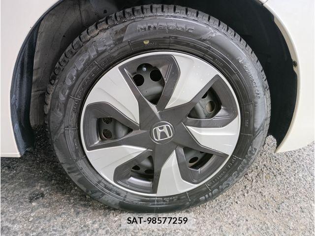 Honda FIT HYBRID 2016-02 7218616-7