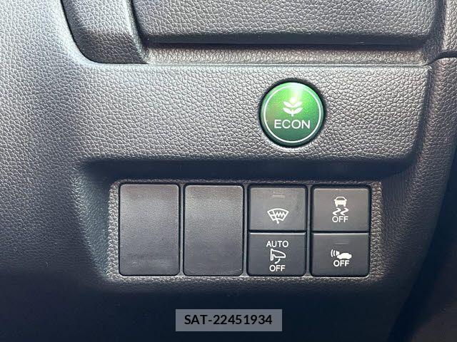 Honda FIT HYBRID 2015-10 7218610-17