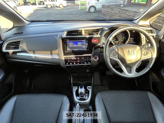 Honda FIT HYBRID 2015-10 7218610-1