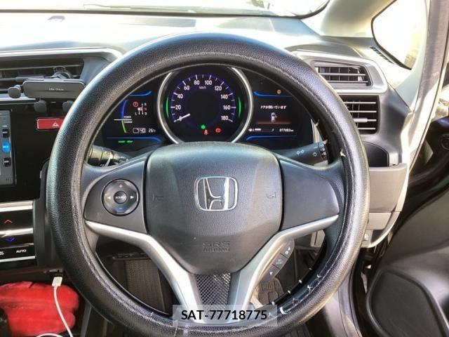 Honda FIT HYBRID 2016-03 7218617-12